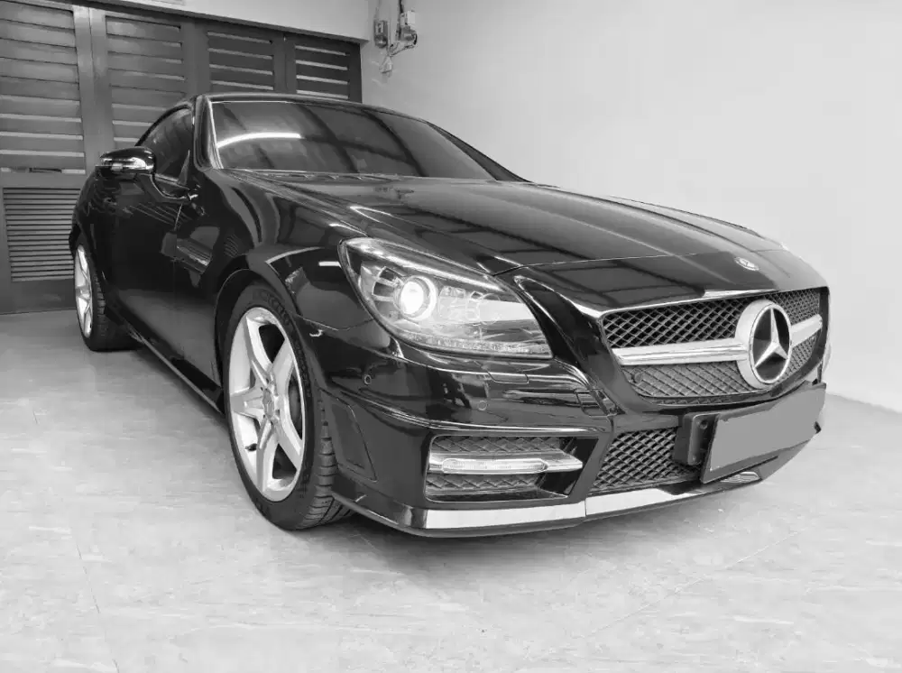 *Mercedez Benz SLK 250 AMG 2012*