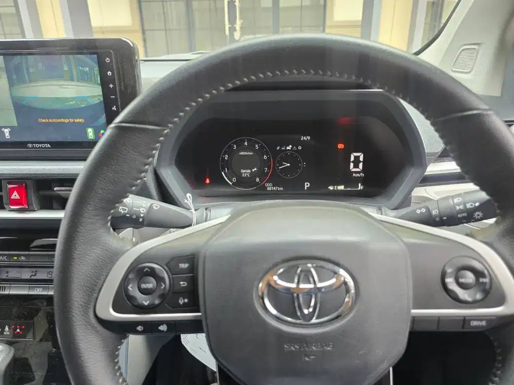 Toyota Avanza Veloz 1.5 A/T 2012