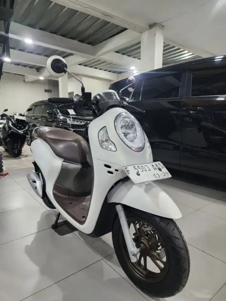 SCOOPY PRESTIGE 2024,PUTIH DOP