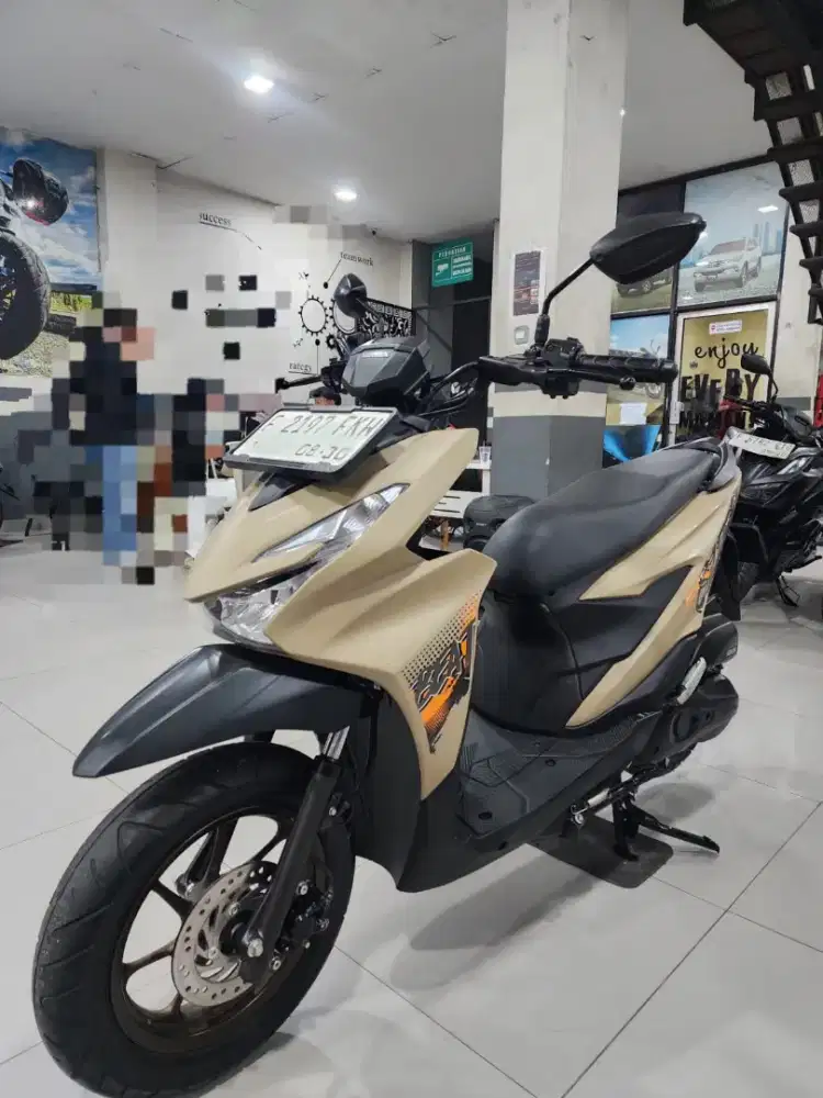 READY BEAT STREET KM LOWW GASSIN