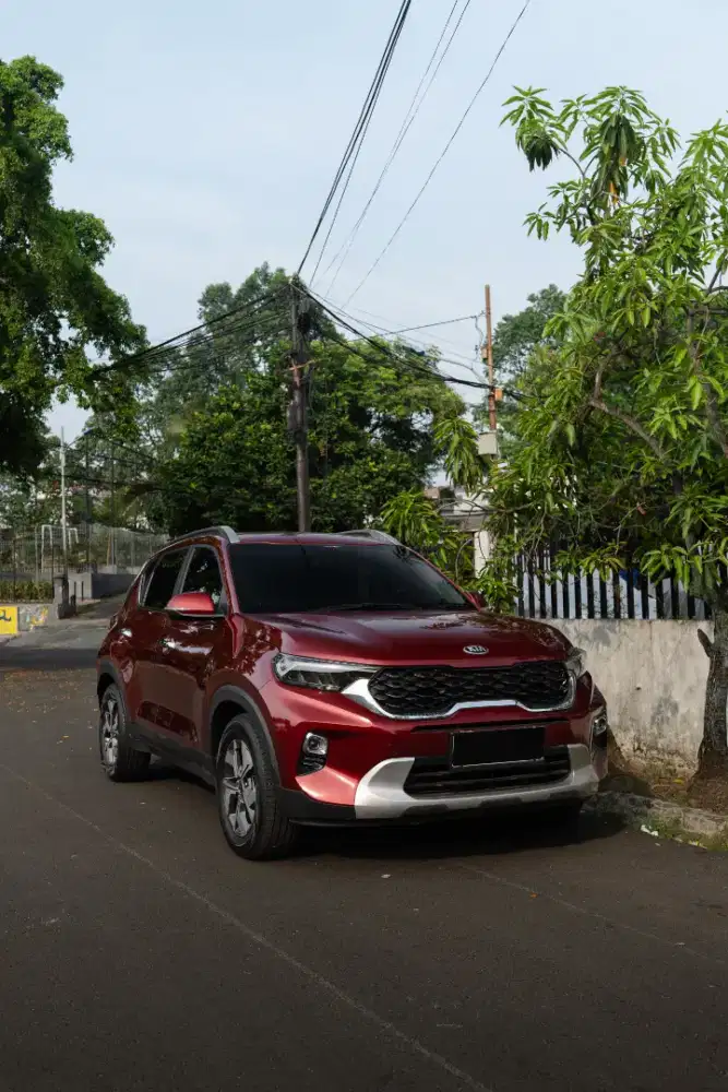 Kia
Sonet 1.5 Dynamic Sunroof