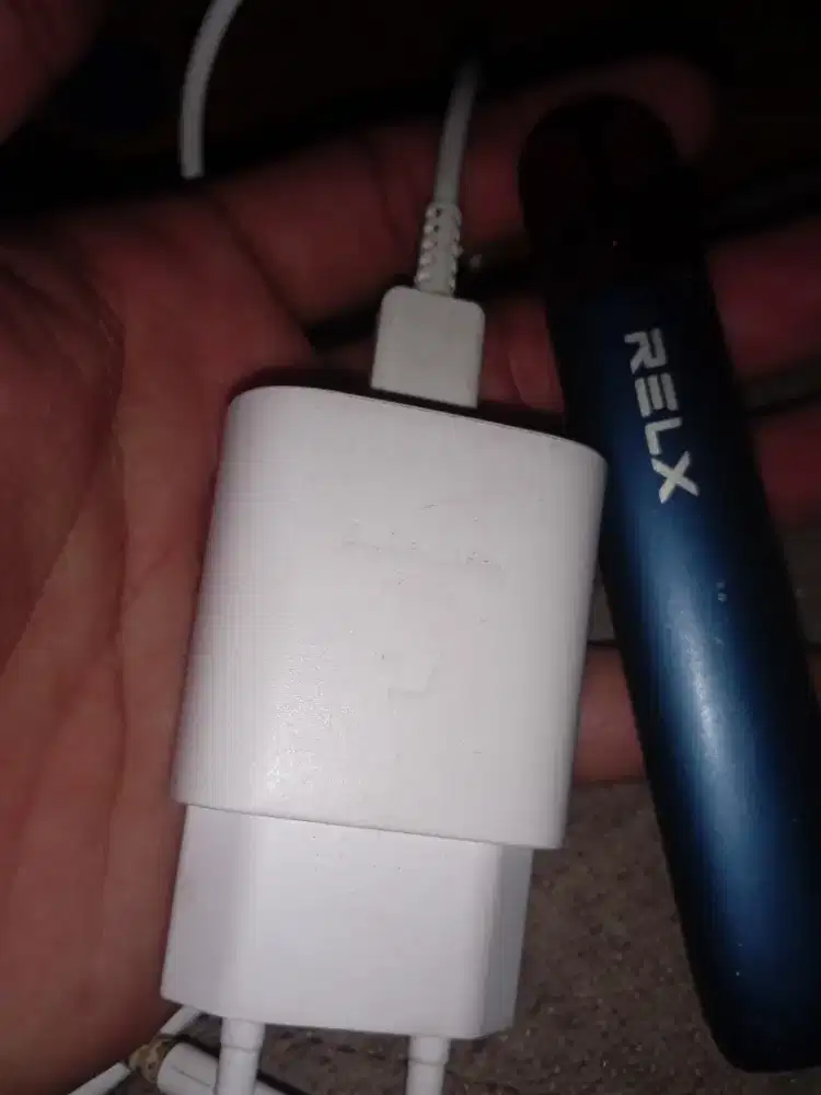 Adaptor charger c to c