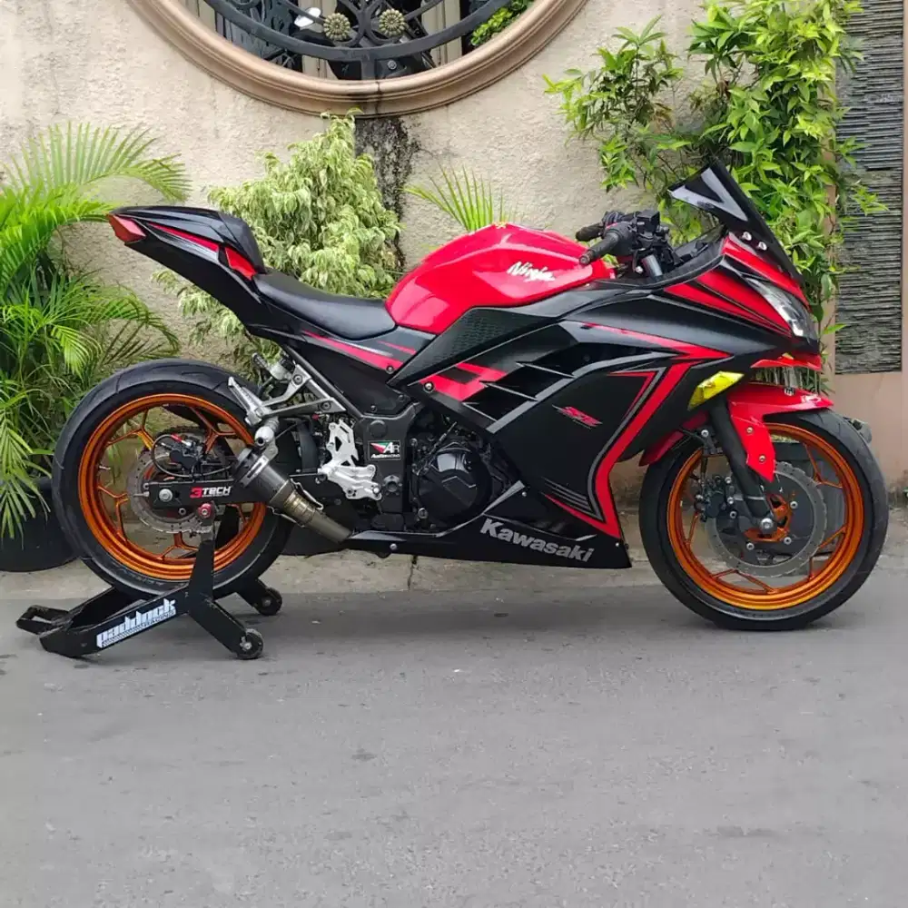 KAWASAKI NINJA 250 FI TT BT TUKAR TAMBAH BARTER