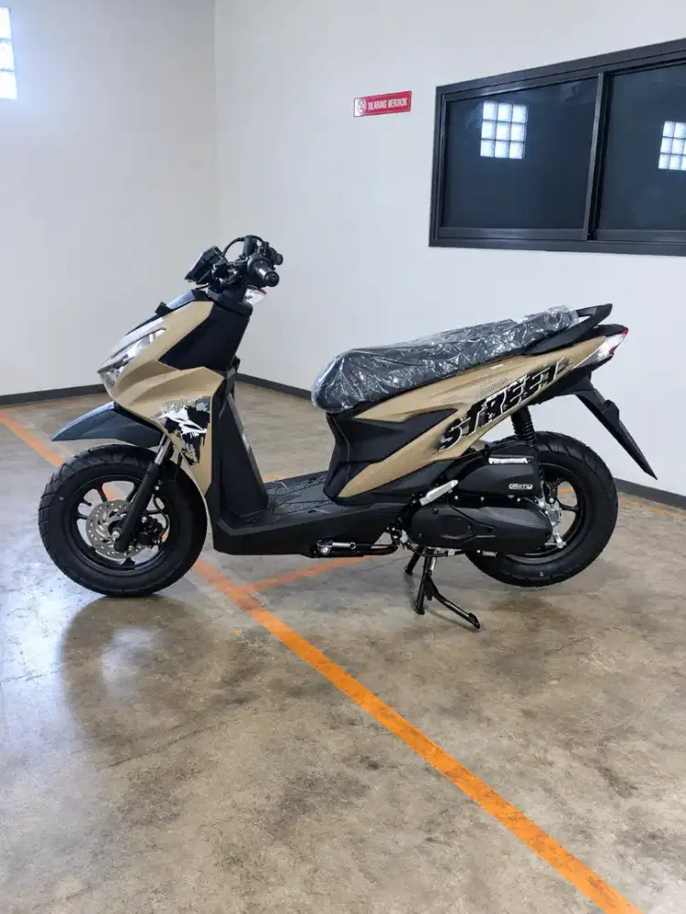 HONDA BEAT STREET BROWN