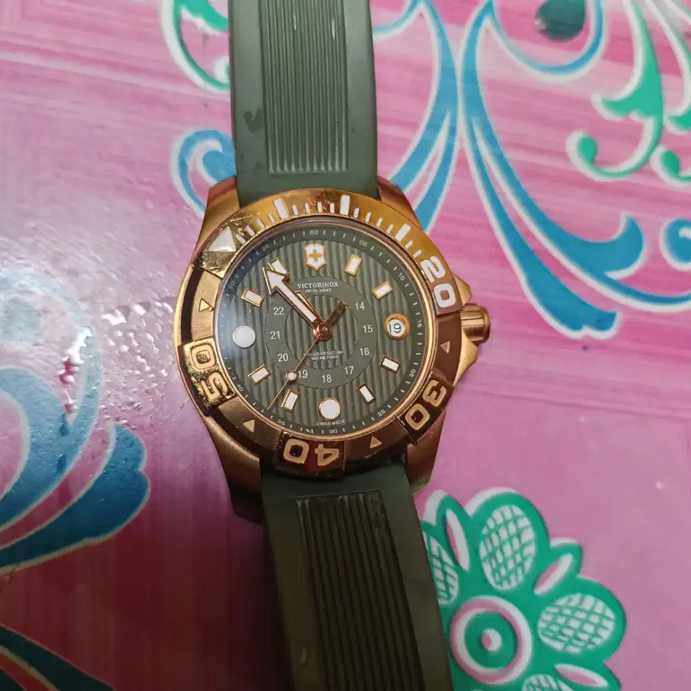 Dijual Jam tangan Original merkVIXTORINOX,