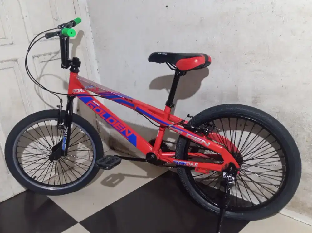 Sepeda BMX ukuran 20 kondisi normal