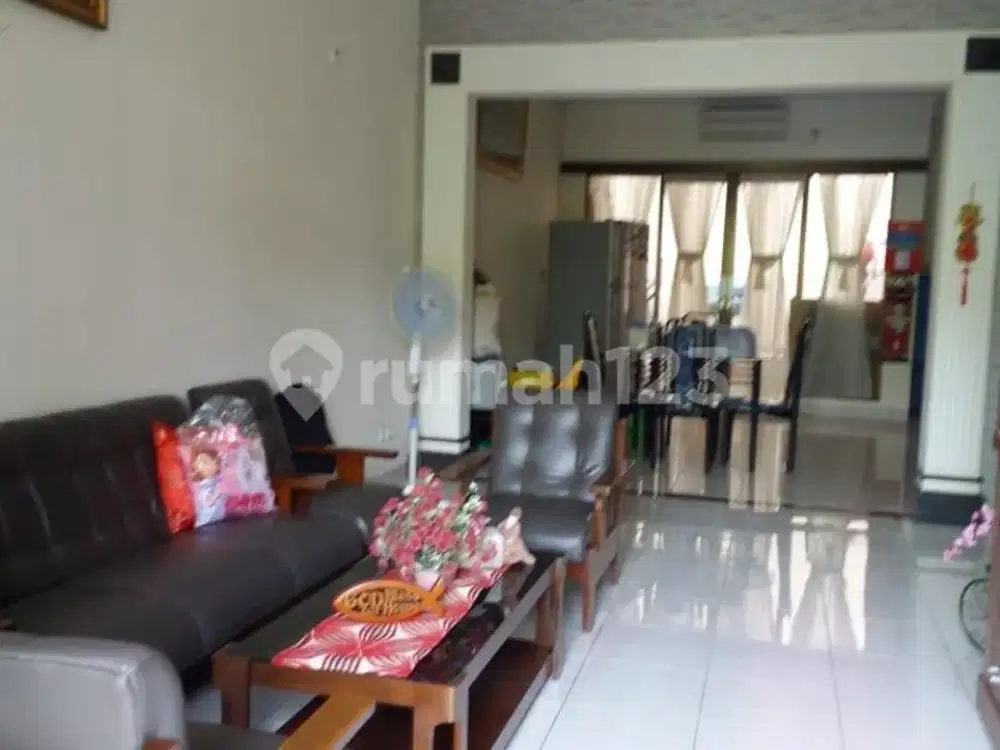 Dijual Rumah 2Lt di Cluster Aralia Harapan Indah 2 Bekasi
