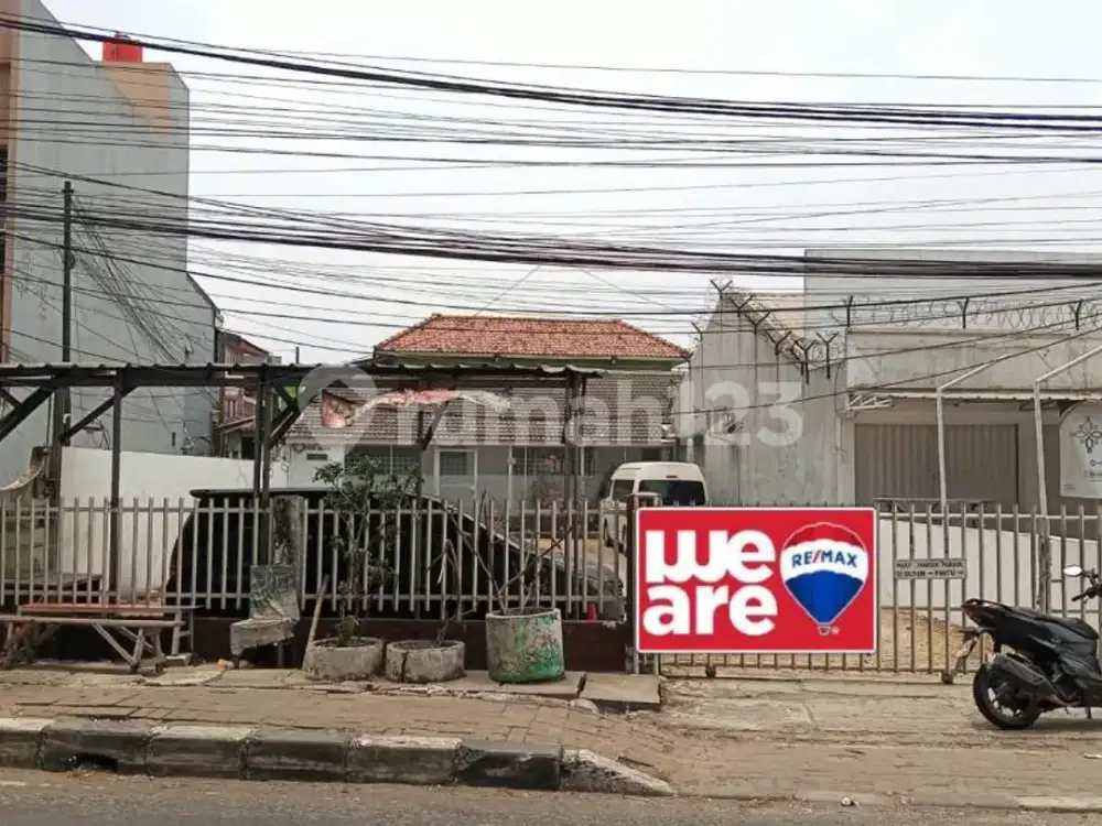 Disewakan Lahan 500M2 Ada Bangunan 50M2 Cocok Resto/Workshop/Open Yard/Pool Strategis Pinggir Jalan Raya Kota Bekasi