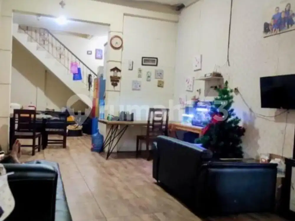 Dijual Rumah 1,5 Lantai dengan Lokasi Strategis di Cluster Taman Sari Harapan Indah