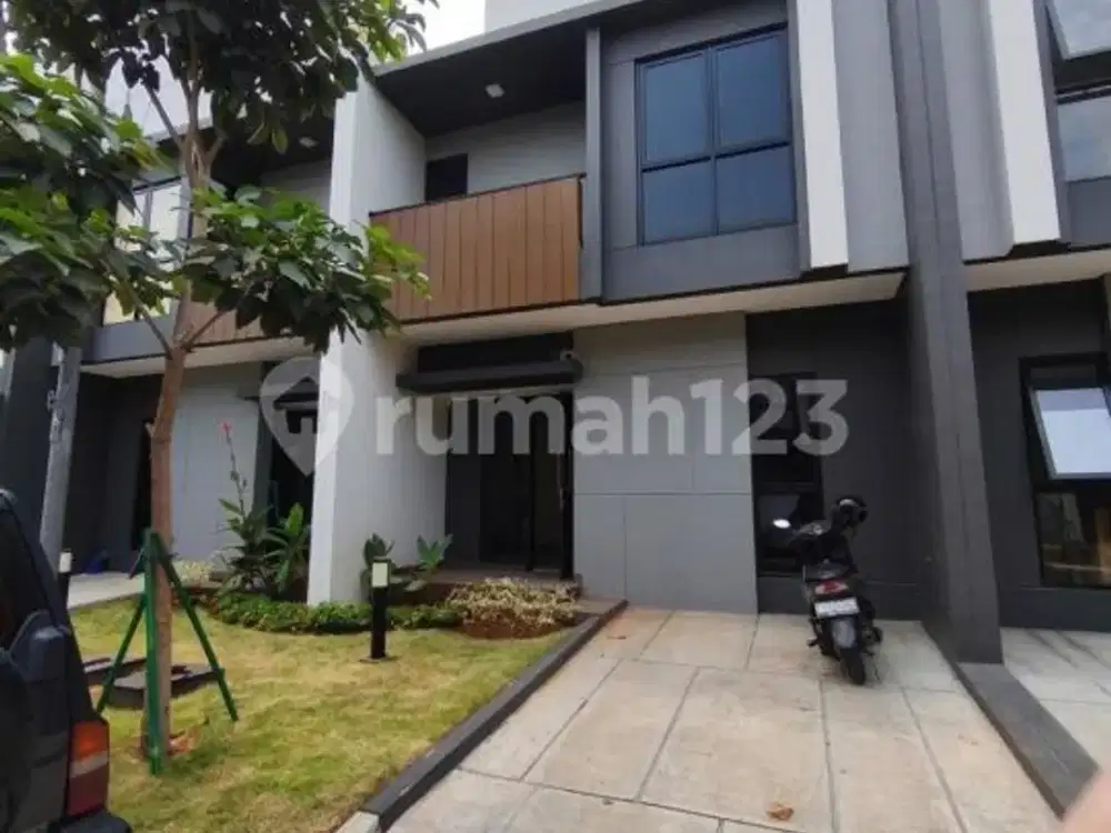 Dijual / Sewakan Cepat Rumah 66M2 Summarecon Crown Gading Cluster Regia Scg Bekasi