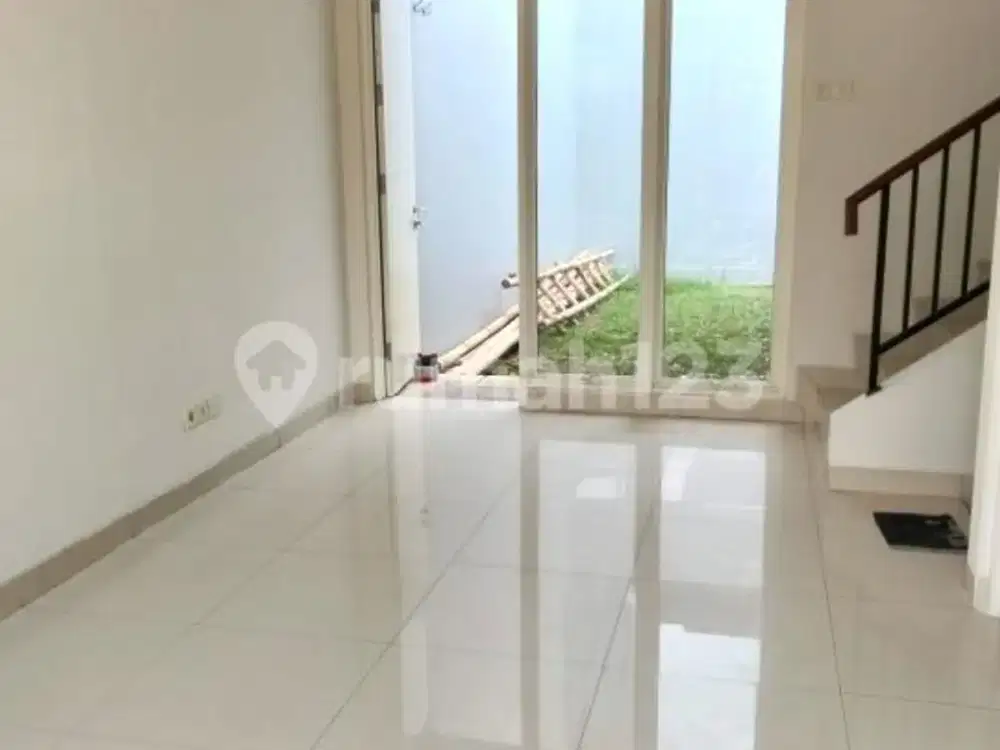 Di Jual Rumah Siap Huni 2Lt di Cluster Vasana Harapan Indah - Bekasi.