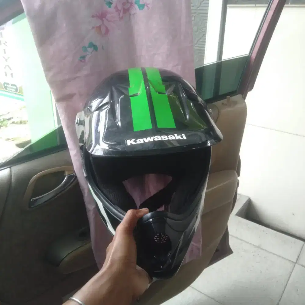 Jual aja murah meriah,berkualitas  helem semua motor