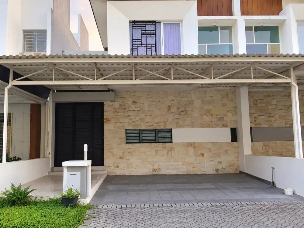 DIJUAL RUMAH GREENWICH ROYAL RESIDENCE 2LT 3KT WIYUNG DEKAT TOL PAKUWON