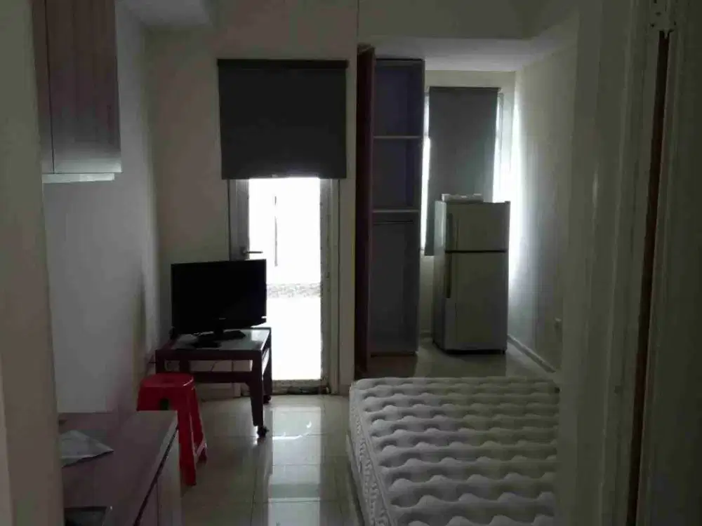 di sewakan apartemen green lake Sunter tipe studio semi furnished