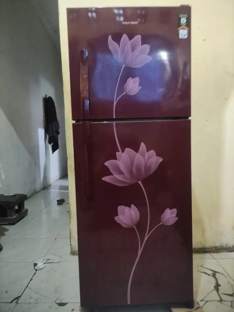 Kulkas Polytron 2 pintu