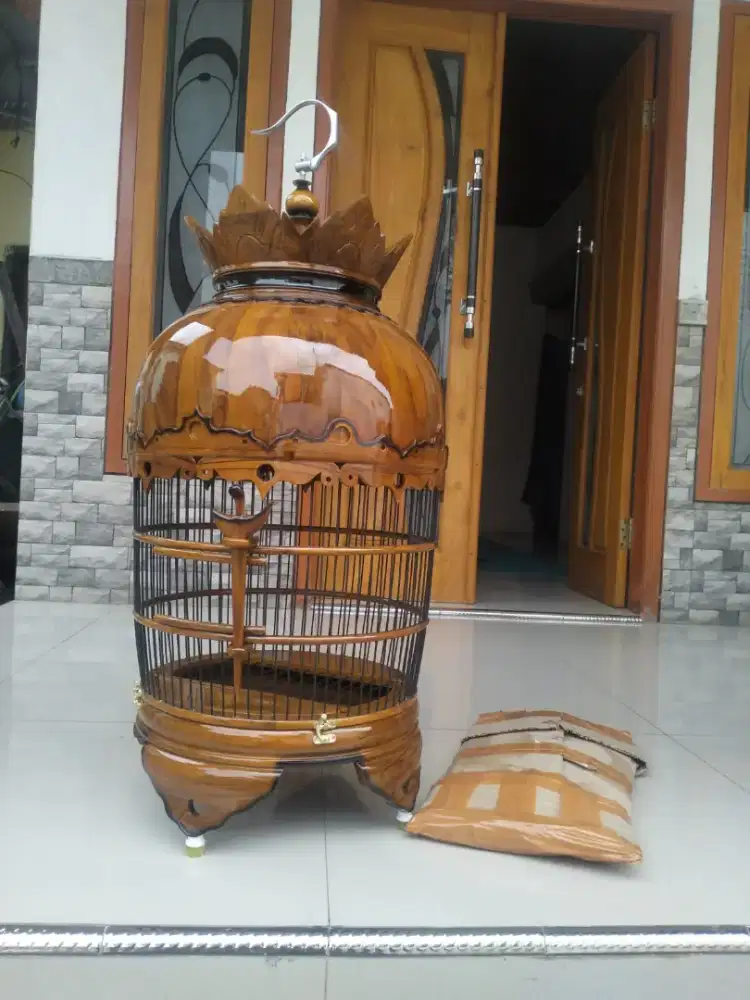 Sangkar perkutut jati