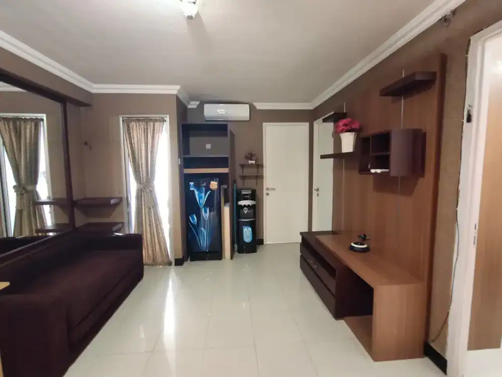 DISEWAKAN APARTEMEN BASSURA CITY 3BR FURNISHED