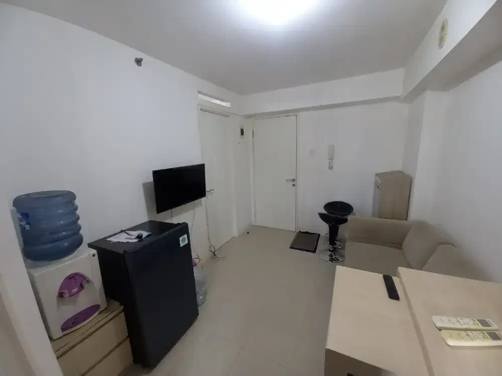 DISEWAKAN 2BR FURNISHED APARTEMEN BASSURA CITY