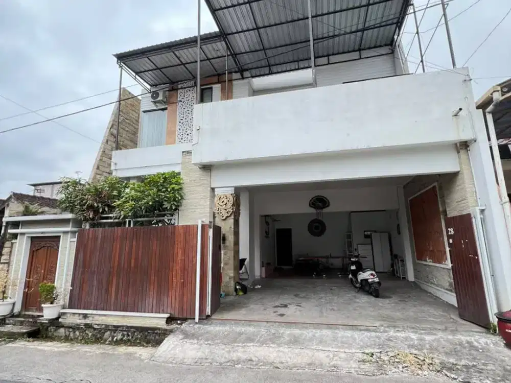 Dijual Rumah 2 Lantai Modern Siap Huni di Kota Wisata Batu