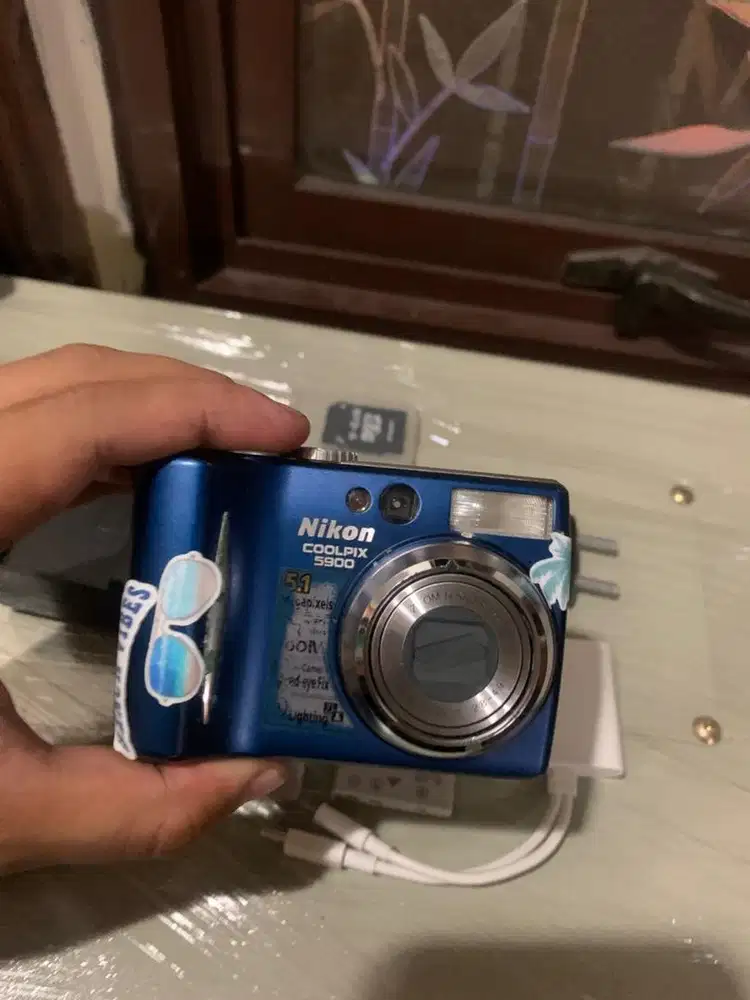 Nikon coolpix 5900