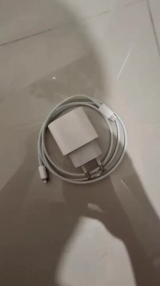 Charger iphone lightning ibox asli 20w