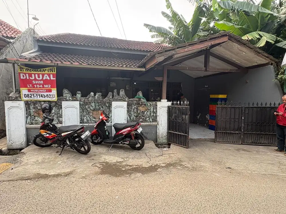 DIJUAL RUMAH + USAHA DI JAKARTA TIMUR