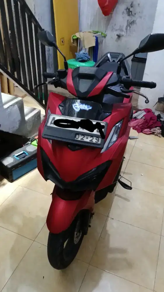 Vario 160 merah doff