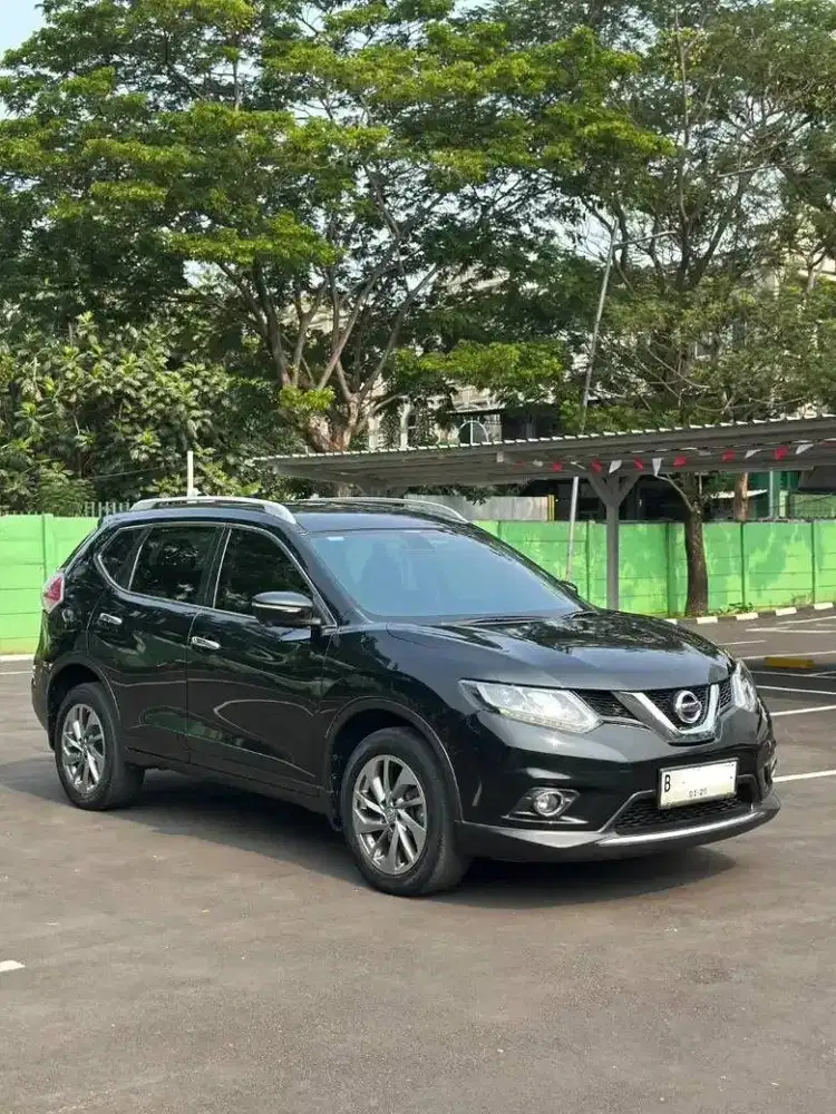 JUAL NISSAN XTRAIL 2.5 T32 A/T 2015