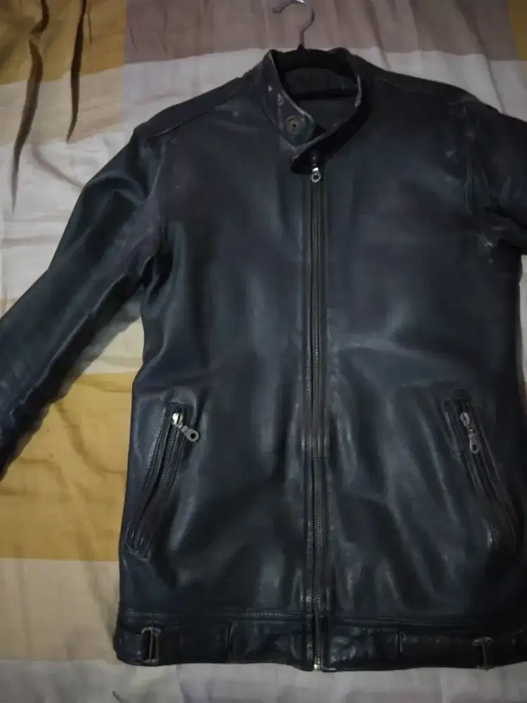 Jaket kulit bekas