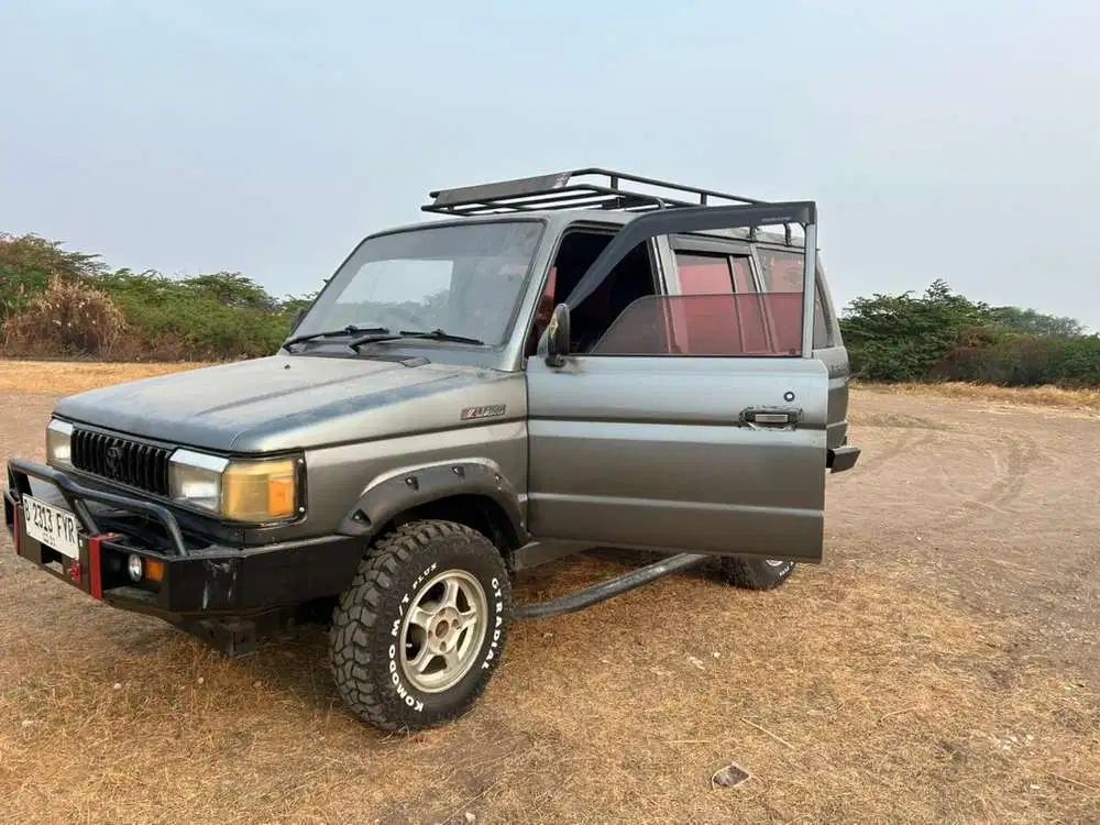 Toyota Kijang Innova 1991 Bensin