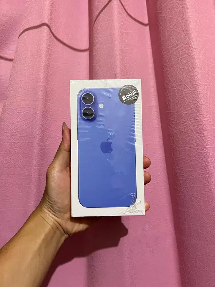 New BNIB iPhone 16 basic 128 resmi blibli warna ultramarine