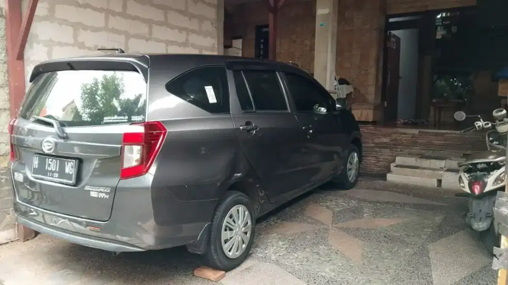 Dijual rumah 2 lantai murah dekat AKPOL di jl Kaliwiru dr Wahidin