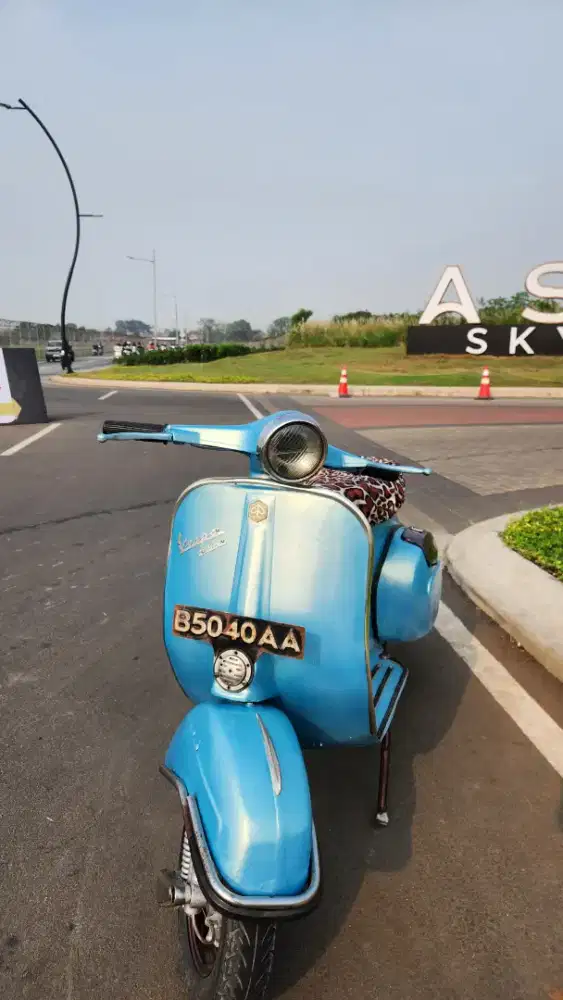 vespa super tahun 69 surat-surat lengkap,akur atas bawah