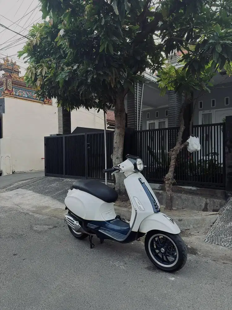 vespa primavera 150 iget abs 2019 yacht club edition