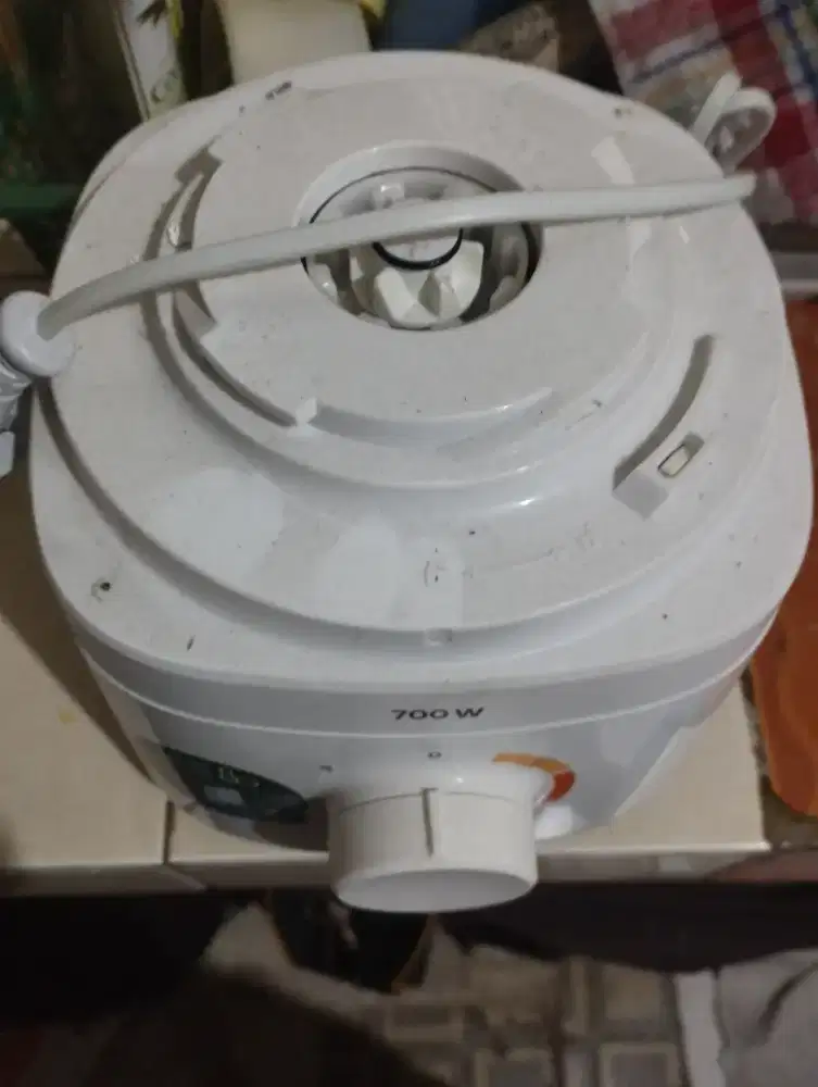 Mesin blender philips HR7310