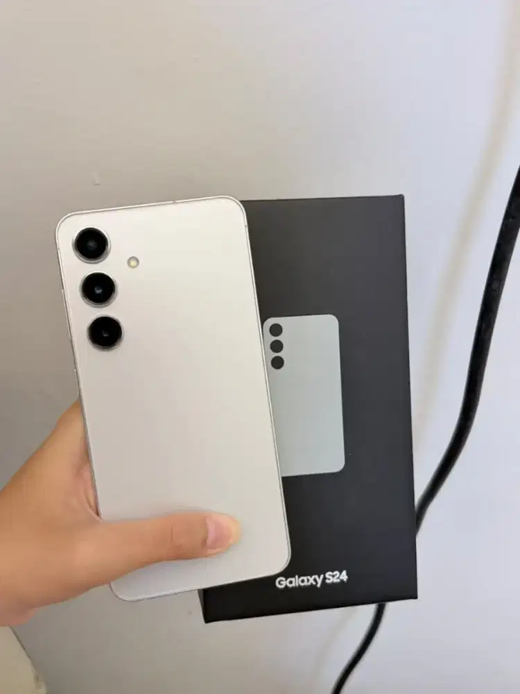 SAMSUNG S24 SEIN 8/256