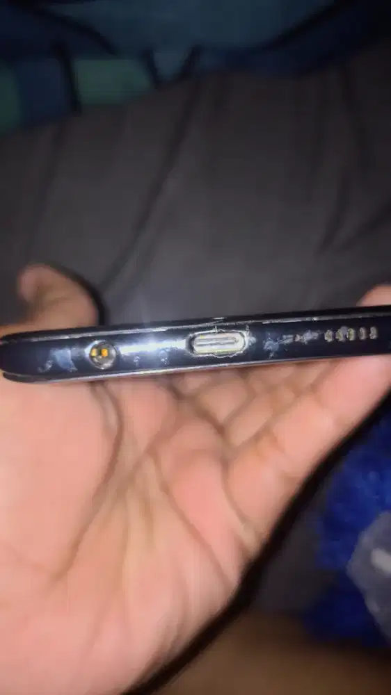 Samsung a30s biru