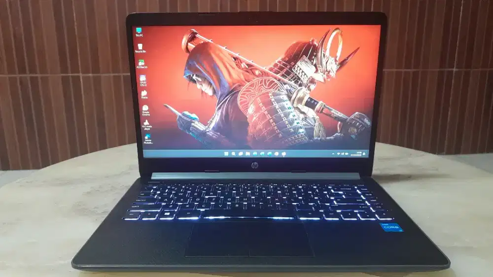 Laptop Hp240 G8 core i3 Ram 8GB ssd nvme 256GB Backlight GEN 11
