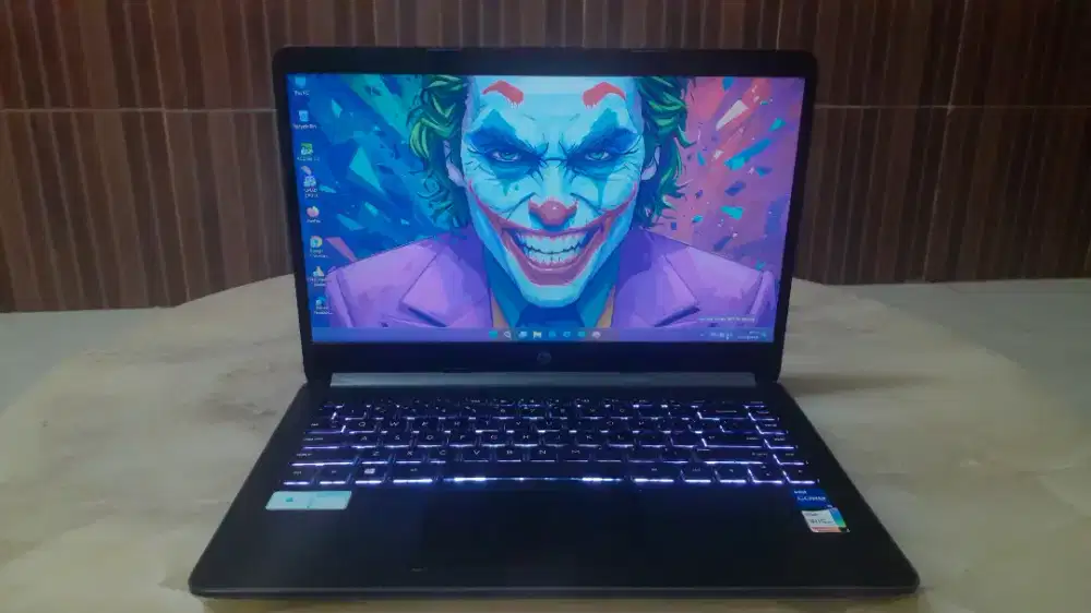 Laptop Hp240 G8 core i5Ram8GBssd512GB Iris Xe Graphics BacklightGEN11