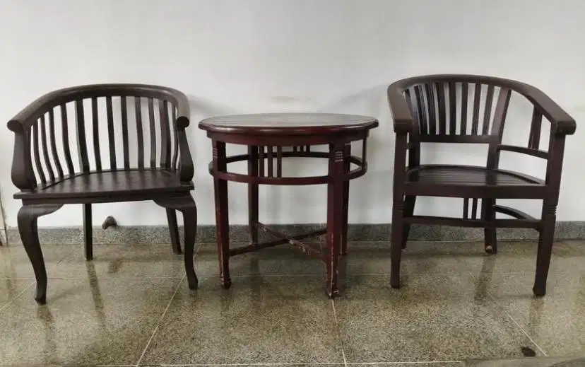 Jual 1 set meja + kursi betawi