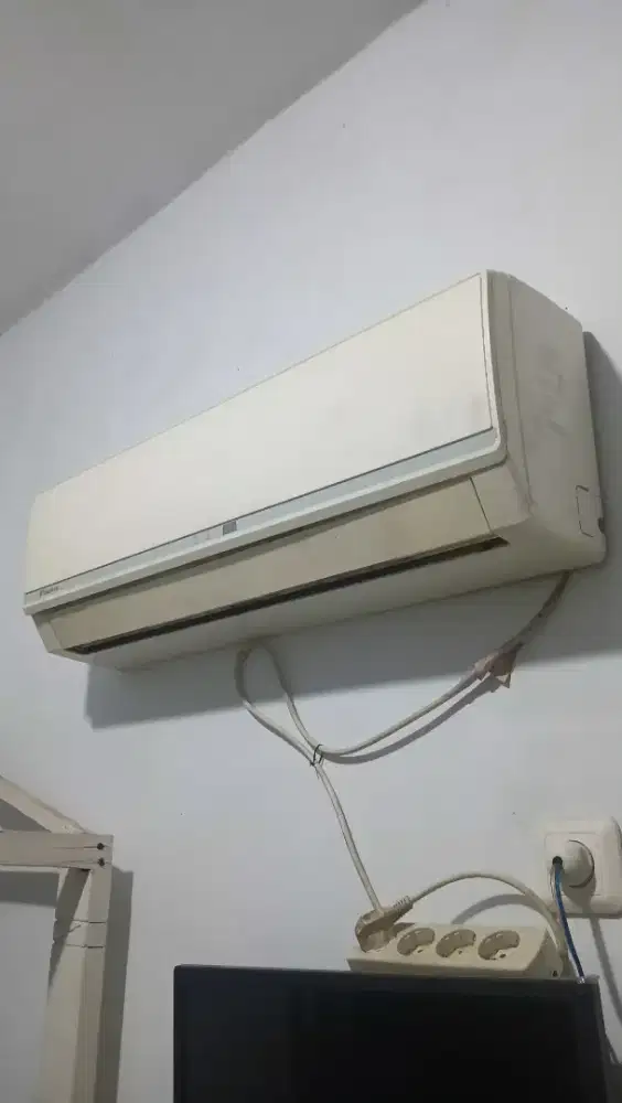 Kipas Angin Model AC