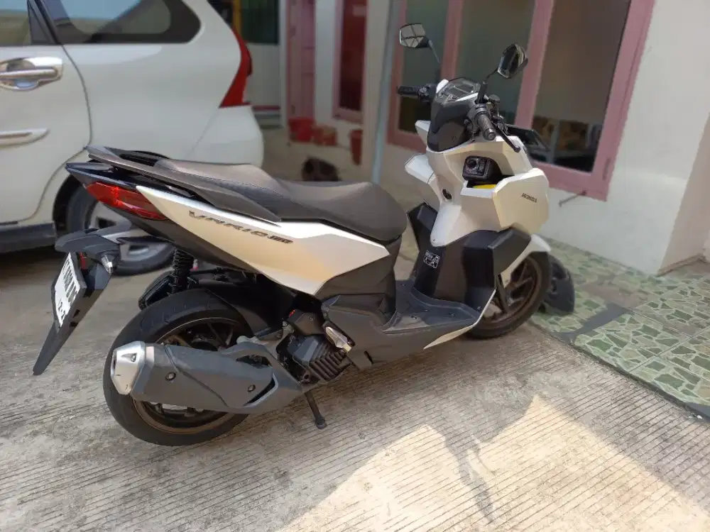 DiJual Motor Honda Vario 160 THN 2024