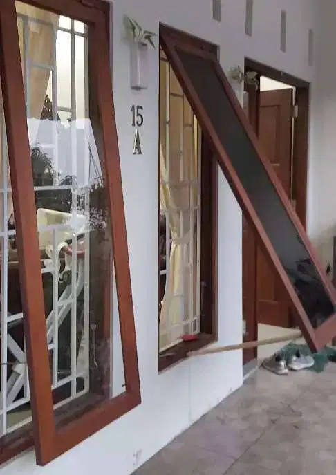 kaca film unt privacy kamar tidur rumah anda
