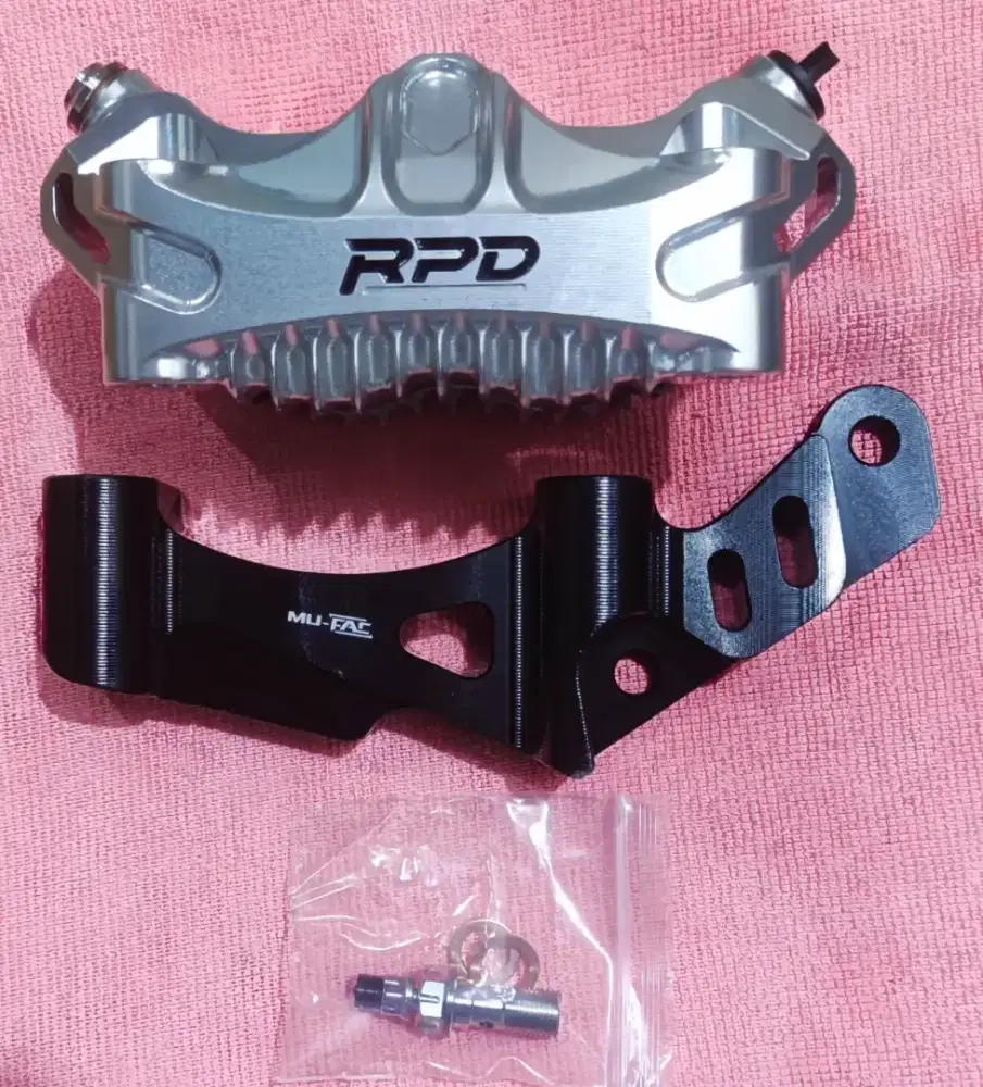 Kaliper RPD 4 Piston Plus Bracket