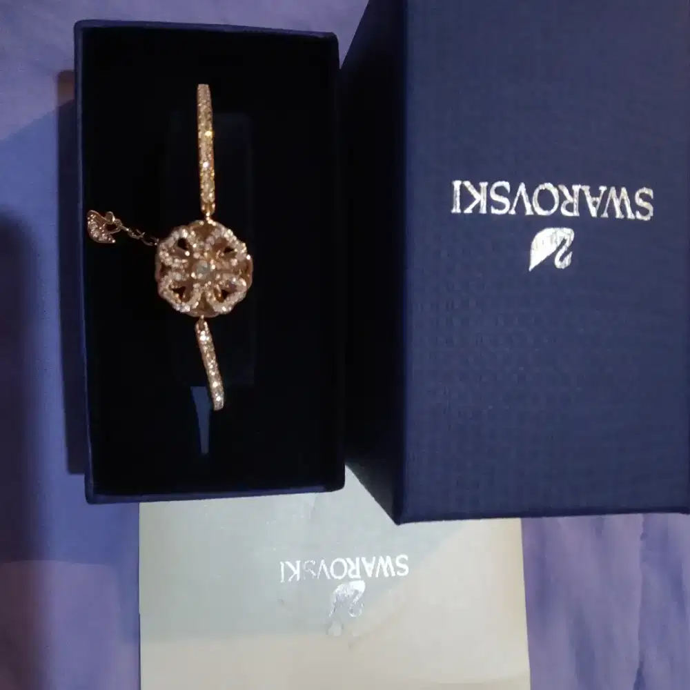 Swarovski Deary Rotating Clover Bangle Full set & Stamp Ori Toko