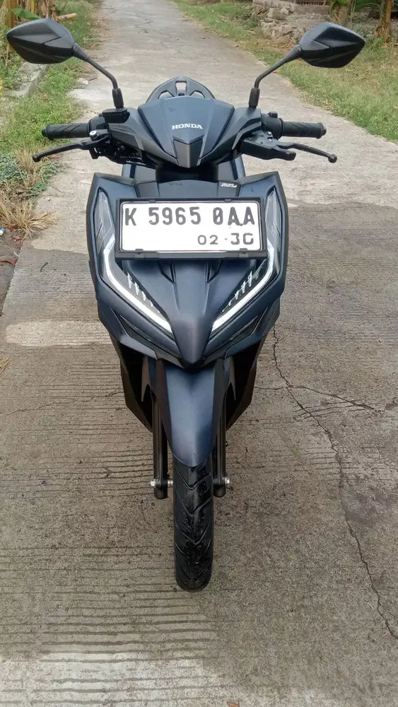 Jual Vario 125 cc Keyless Warna Matte Blue kondisi BAGUSSS
