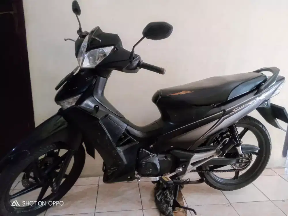 D jual motor Supra X 125 injeksi Betmen