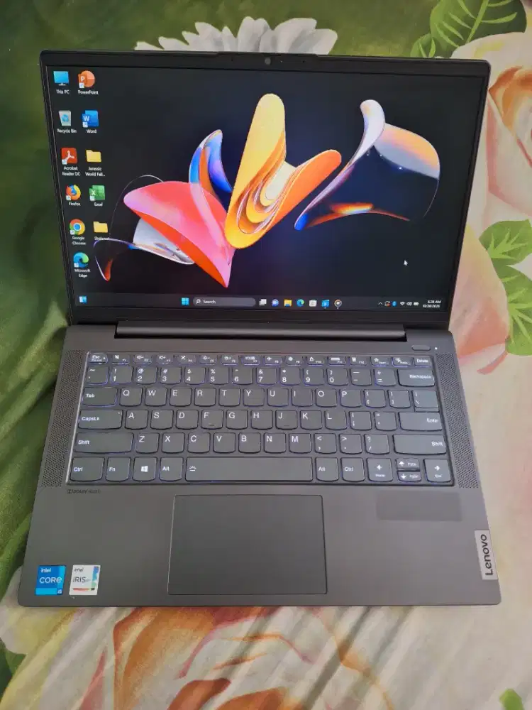 Bismillah dijual laptop lenovo slim core i5gen11 ram 16gb siap pakai