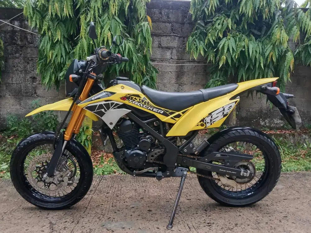 Kawasaki d tracker 150 SE th 2020 Bisa kredit