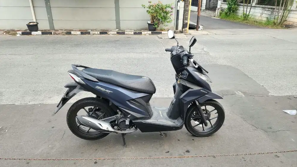 Honda beat deluxe blue 2023